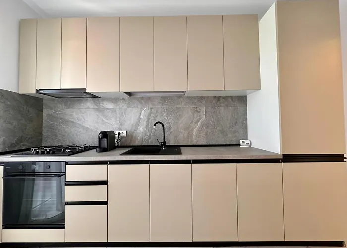 Cozy * ブカレスト